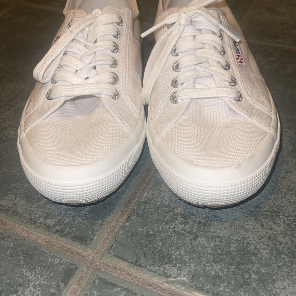 Worn only once, white Superga sneakers. Like new condition - Picture 10 of 10